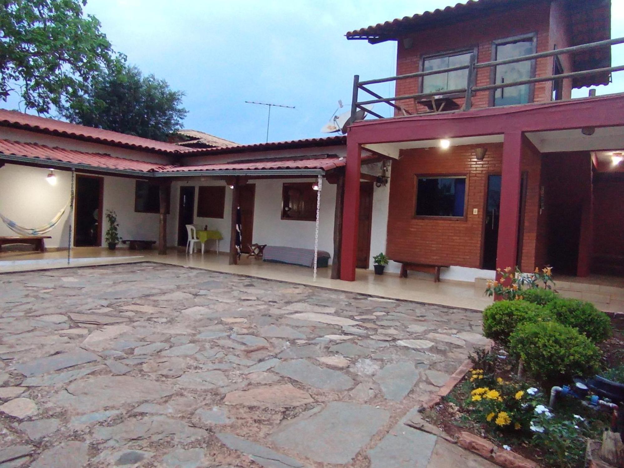 Pousada Central Santana Do Riacho Exteriör bild